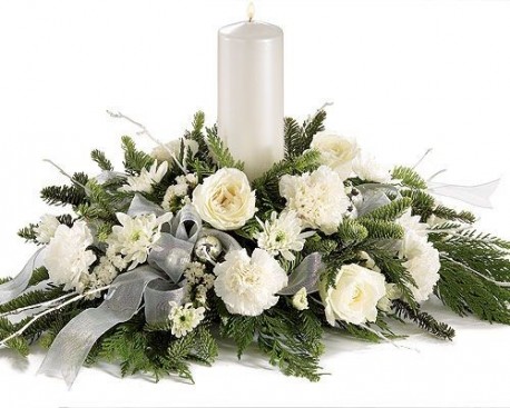 Christmas white table spray with candle