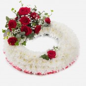 Massed base wreath